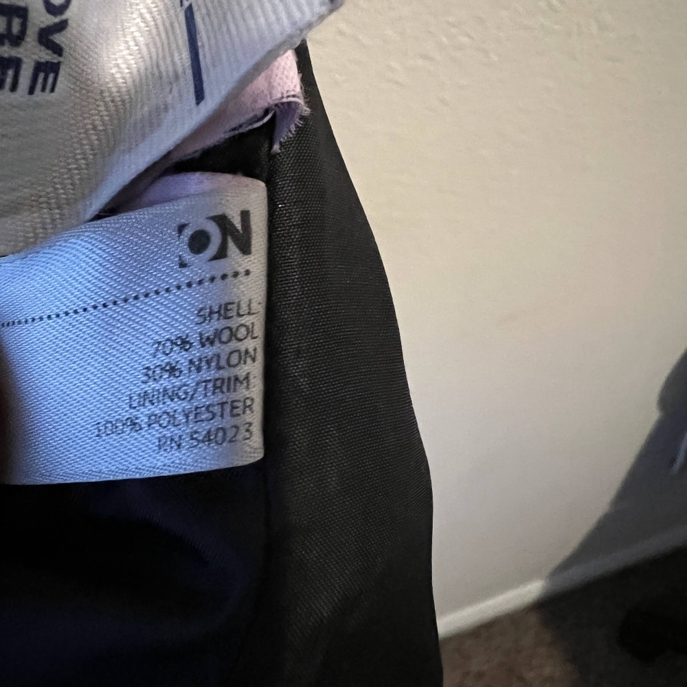 Old Navy small red Jacket - Picture 6 of 8